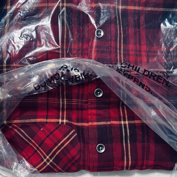NWT 🥾🌲 TRUE CRAFT 100% COTTON RED/BLACK PLAID BUTTON DOWN SHIRT TOP Women Jr M - Picture 4 of 8